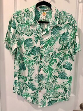 ✨ C&C California Green White Tropical Palm Leaf Short Sleeve Shirt M ✨